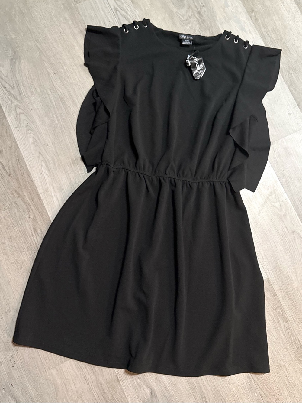 •CITY CHIC• DRESS